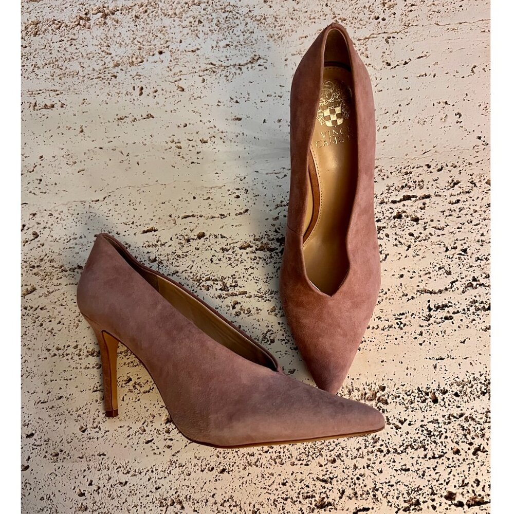 VINCE CAMUTO Heels